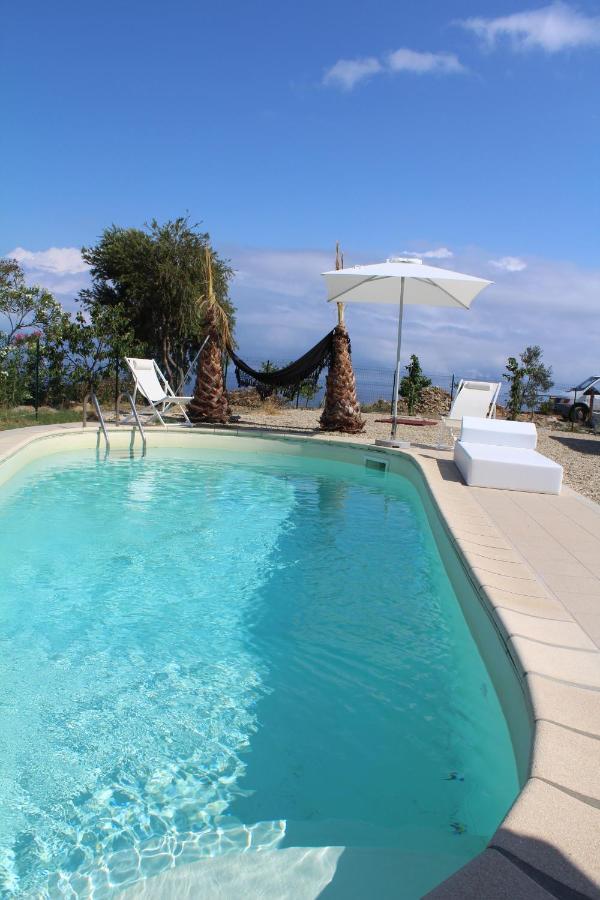 אימפריה Villa Clicla - Pool, Sea,Hommock Swing And Laziness מראה חיצוני תמונה